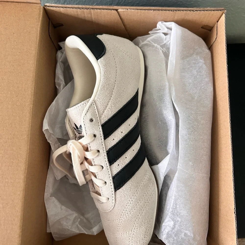 adidas classic low